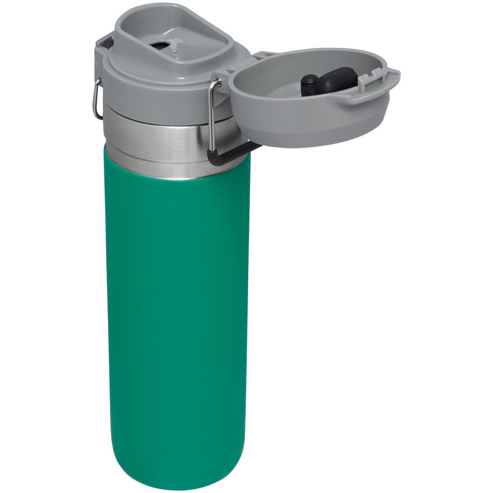 Stanley The Quick Flip Go Bottle | 24 OZ Zelene | 21-30856-469